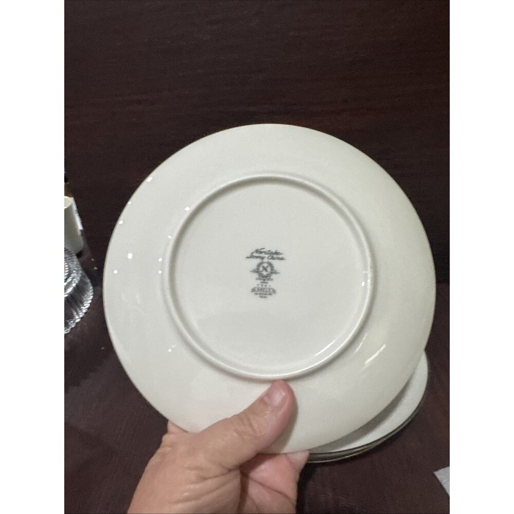Noritake Lorelei 7541 Lot of 4 Salad Plates 8 1/4" - Picture 5 of 5